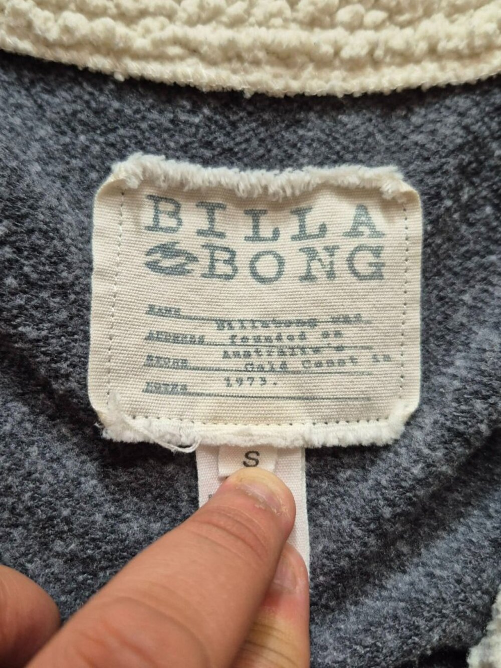 Women's Billabong Sherpa-Lined Hooded Jacket – Size Small - Picture 3 of 5